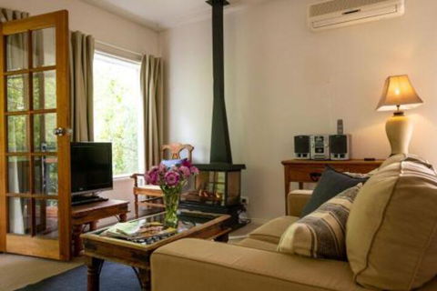 In The Valley - Accommodation Gladstone 3