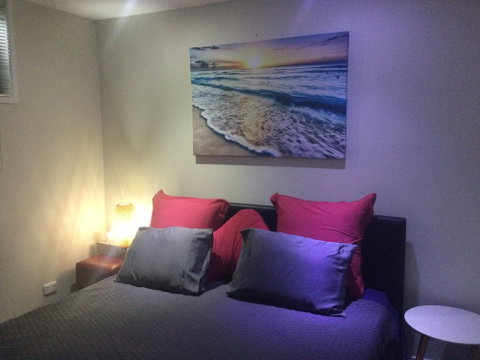Southport Dandar - Accommodation Gladstone 2