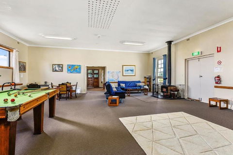 Evergreen - Accommodation Gladstone 2