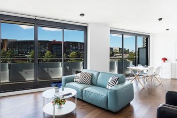 Roomerang At Panorama Apartments 3 - Accommodation Gladstone 0
