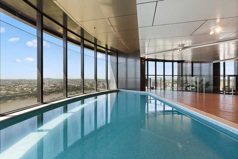 SKY Heart Of BNE City 2bed APT Pool& Gym Qbn222-18 - Accommodation Gladstone 2