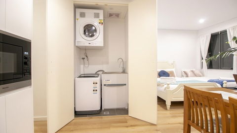 B06-darling Harbour Studio - Accommodation Gladstone 5