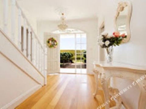 Maison Blue Pty Ltd Adelaide - Accommodation Gladstone 6