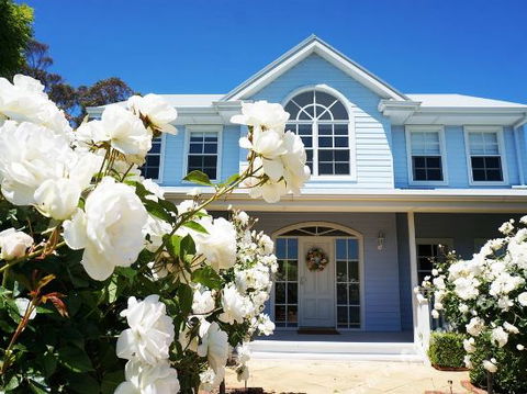 Maison Blue Pty Ltd Adelaide - Accommodation Gladstone 3