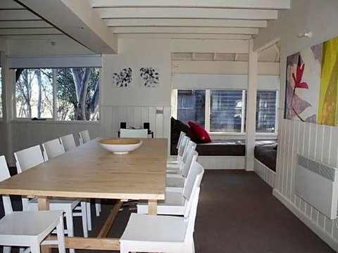 White Mountain Lodge - Accommodation Gladstone 1