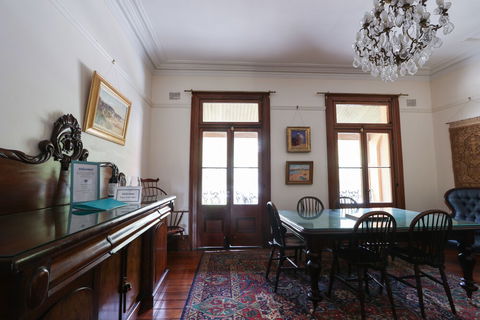 Discover Classic Rocks - Accommodation Gladstone 6