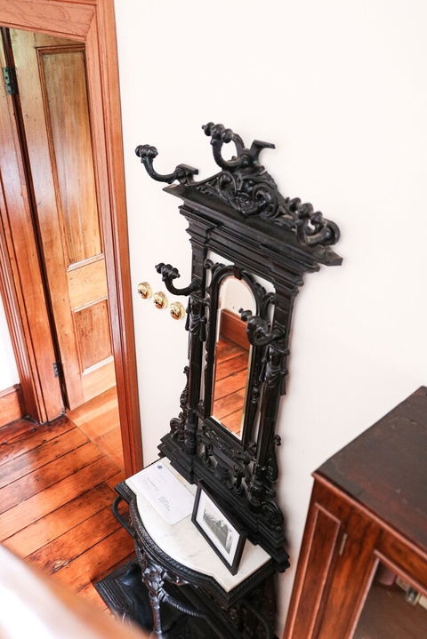 Discover Classic Rocks - Accommodation Gladstone 2