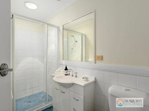 Salt On Sapphire - Accommodation Gladstone 3