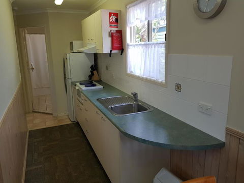 Jacaranda Holiday Park - Accommodation Gladstone 2