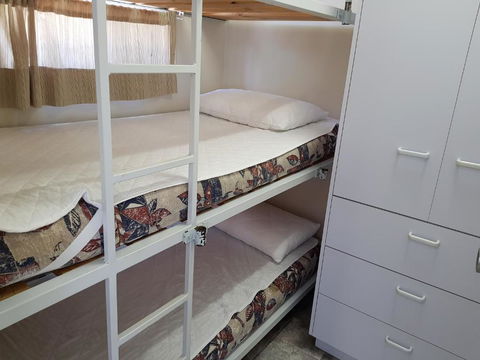 Jacaranda Holiday Park - Accommodation Gladstone 1