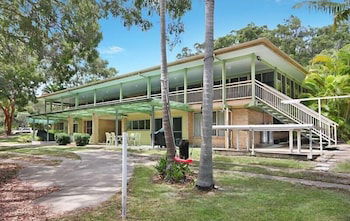Orchid Beach Apartments - Accommodation Gladstone 6