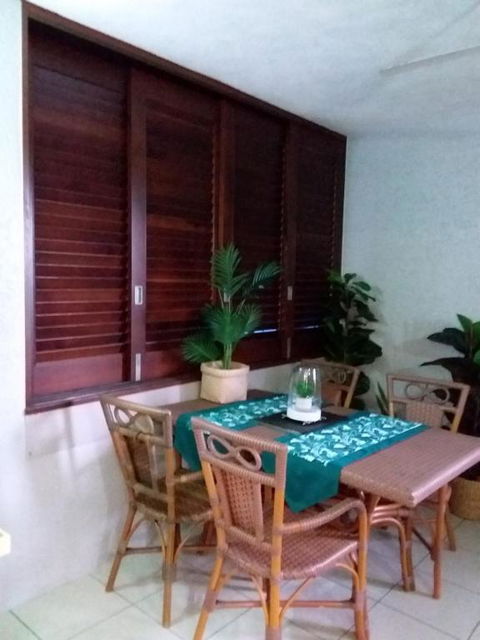 Jackies City Central Apartment - Accommodation Gladstone 3