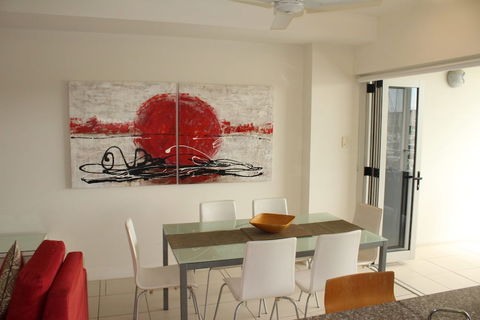 Beachside Apartment 17 - Accommodation Gladstone 6