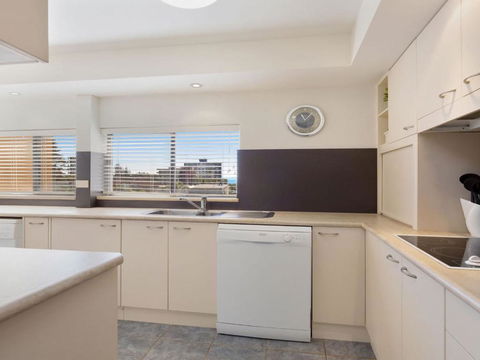 Garden Apartment At Forster Tower - Accommodation Gladstone 5