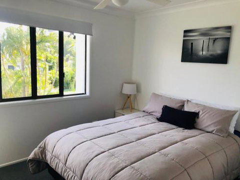 12 Cooloola Drive Family Home Close To Beach Pet Friendly - Accommodation Gladstone 5