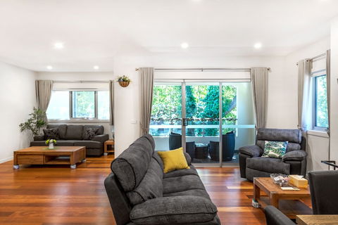 Woody Lifestyle One Bedroom Apartment - Accommodation Gladstone 1