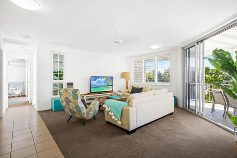 Beach Views & Breezes Sunshine Beach - Accommodation Gladstone 5
