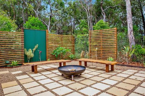 11 Naiad Court Rainbow Shores Fantastic Family Retreat Swimming Pool 200m To Beach Free Wi Fi - Accommodation Gladstone 6