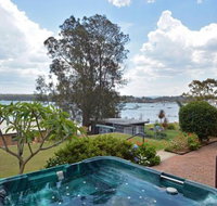 Fishing Point Shores - Accommodation Gladstone