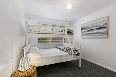 Beauty AND THE Peace - Inlet Side - Accommodation Gladstone 5