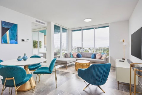 Luxurious 2bed 2bath APT With Parking@southport - Accommodation Gladstone 6