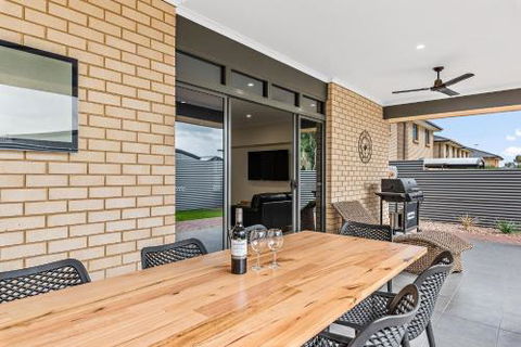 La Sienna - Accommodation Gladstone 5