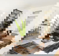 Three Rooms Sydney - Accommodation Gladstone