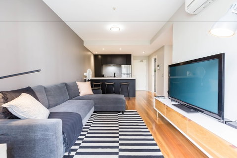 SANDRA, 1BDR Carlton Apartment - Accommodation Gladstone 6