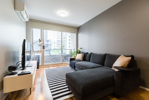 SANDRA, 1BDR Carlton Apartment - Accommodation Gladstone 5