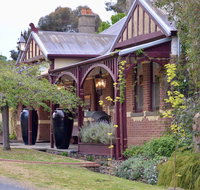 The Eaglehawk Country House Hotel Maldon - Accommodation Gladstone