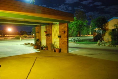 Abajaz Motor Inn - Accommodation Gladstone 4