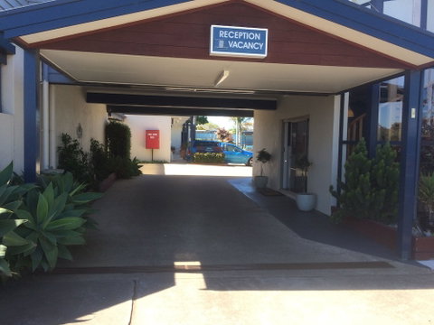 Portarlington Beach Motel - Accommodation Gladstone 0