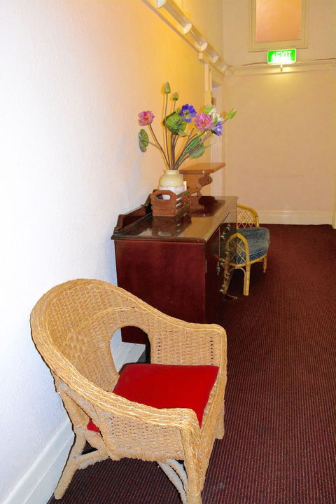 Georgian Court Bed & Breakfast - Accommodation Gladstone 2