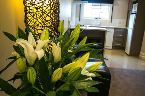 Gallery Apartments - Accommodation Gladstone 6