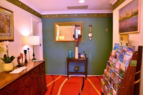 Palms Bed & Breakfast - Accommodation Gladstone 2