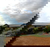 Shambhala Guesthouse - Accommodation Gladstone
