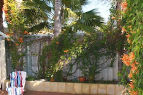 Astoria Retreat B&B - Accommodation Gladstone 5