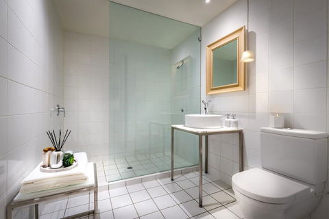 Tribeca Serviced Apartments Melbourne - Accommodation Gladstone 5