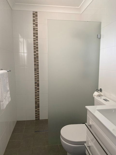 Huskisson Beach Motel - Accommodation Gladstone 4