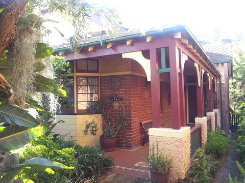 Hamilton Heritage B & B - Accommodation Gladstone 2