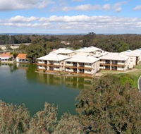 Lakeside Holiday Apartments - Accommodation Gladstone