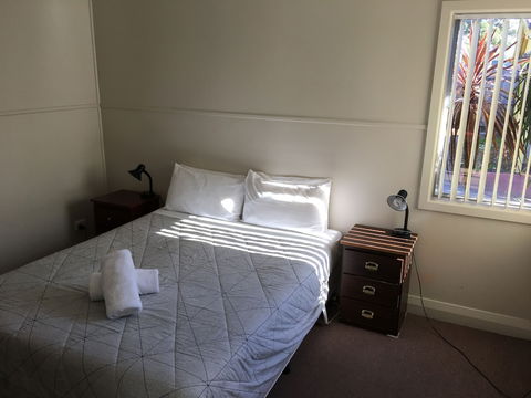 Kickback Cottages - Accommodation Gladstone 6