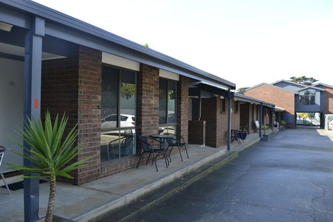 Surf City Motel - Accommodation Gladstone 0