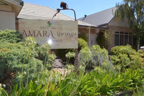 Amara Springs Guest House - Accommodation Gladstone 0
