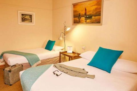 Amara Springs Guest House - Accommodation Gladstone 7