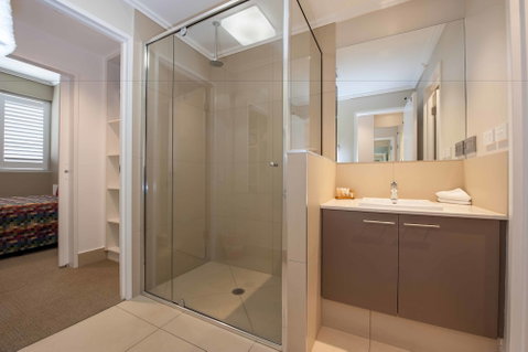 Laguna Apartments - Accommodation Gladstone 4