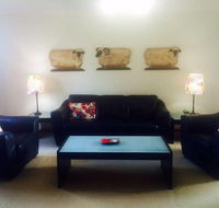 Australian Home Away at East Doncaster George - Accommodation Gladstone