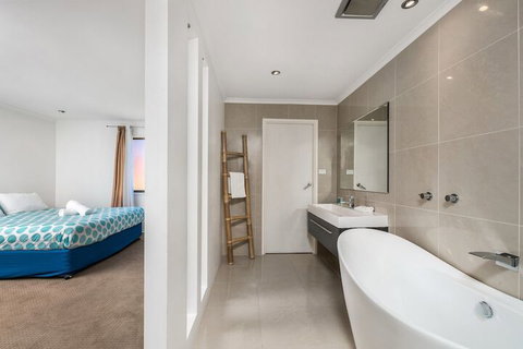 Bella On Banyan - Accommodation Gladstone 5