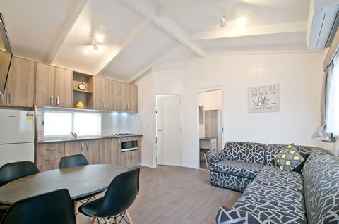 Warragul Gardens Holiday Park - Accommodation Gladstone 3