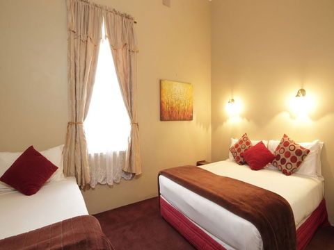 Anchorage Seafront Hotel - Accommodation Gladstone 3